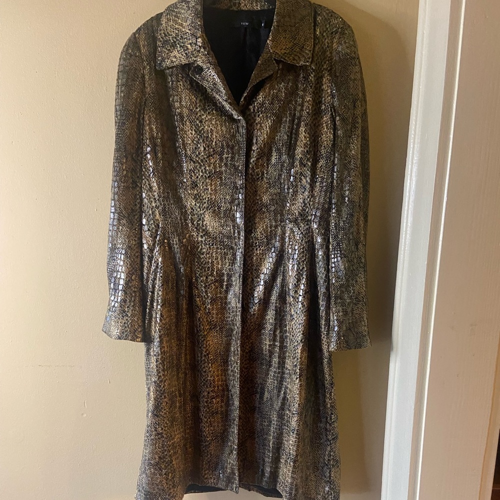 View Jacket - image 6